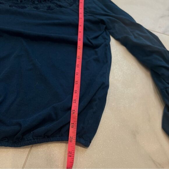 Soft surroundings embroidered top - Picture 4 of 7